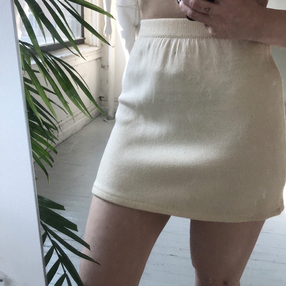 Vintage ST. JOHN basics cream knit skirt